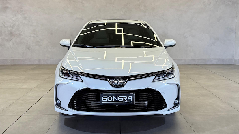 Foto do veículo TOYOTA COROLLA  ALTIS 20 2020 42.000 KM 138.900,00