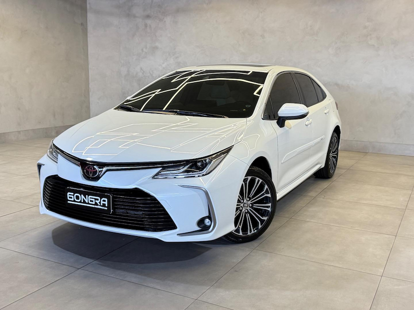 Foto do veículo TOYOTA COROLLA  ALTIS 20 2020 42.000 KM 138.900,00
