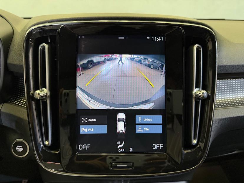 Foto do veículo VOLVO XC40 XC 40 T-5 HÍBRIDO R-DESIGN 1.5 262CV FWD 2022 41.400 KM 194.900,00