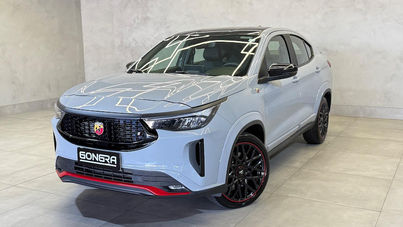 Foto do veículo FIAT FASTBACK  ABARTH 270 2025 13.631 KM 142.900,00