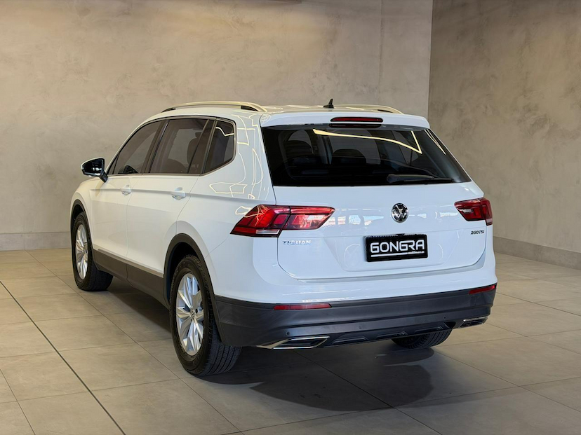 Foto do veículo VOLKSWAGEN TIGUAN  ALLSPACE CL 2019 108.875 KM 118.900,00