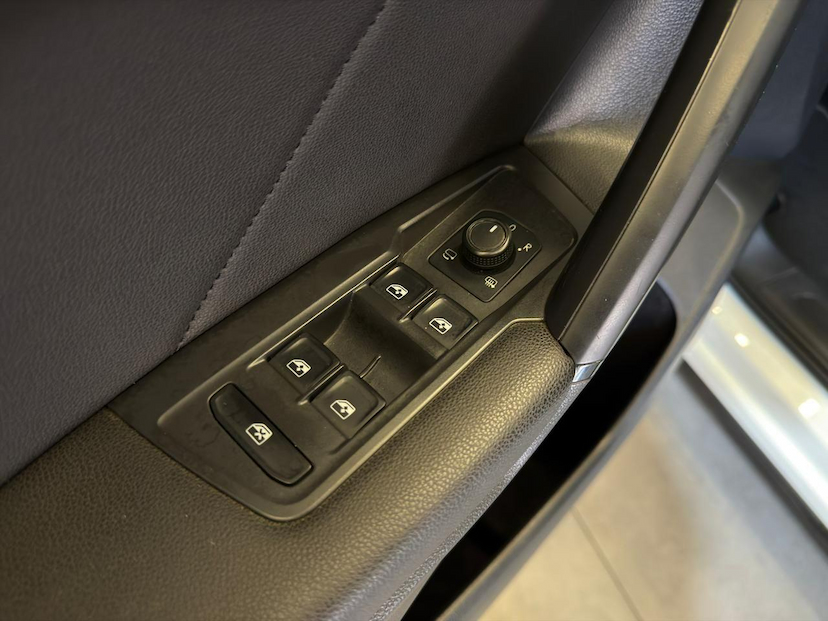Foto do veículo VOLKSWAGEN TIGUAN  ALLSPACE CL 2019 108.875 KM 118.900,00
