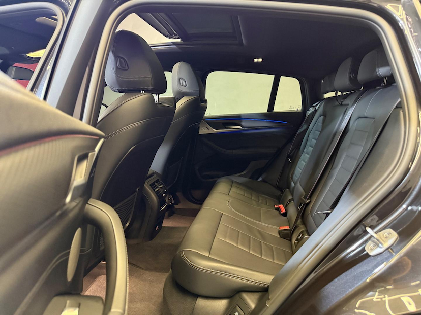 Foto do veículo BMW X4  XDRIVE 20I M-SPORT 2.0 TB 184CV AUT 2025 13.671 KM 389.900,00