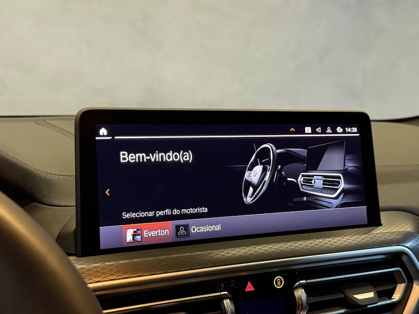 Foto do veículo BMW X4  XDRIVE 20I M-SPORT 2.0 TB 184CV AUT 2025 13.671 KM 389.900,00
