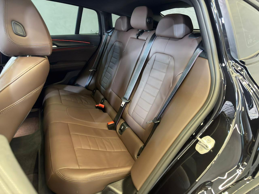 Foto do veículo BMW X4  XDRIVE 20I M-SPORT 2.0 TB 184CV AUT 2025 13.525 KM 409.900,00
