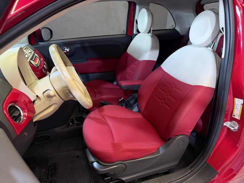 Foto do veículo FIAT 500  CULT 1.4 2014 86.753 KM 52.900,00