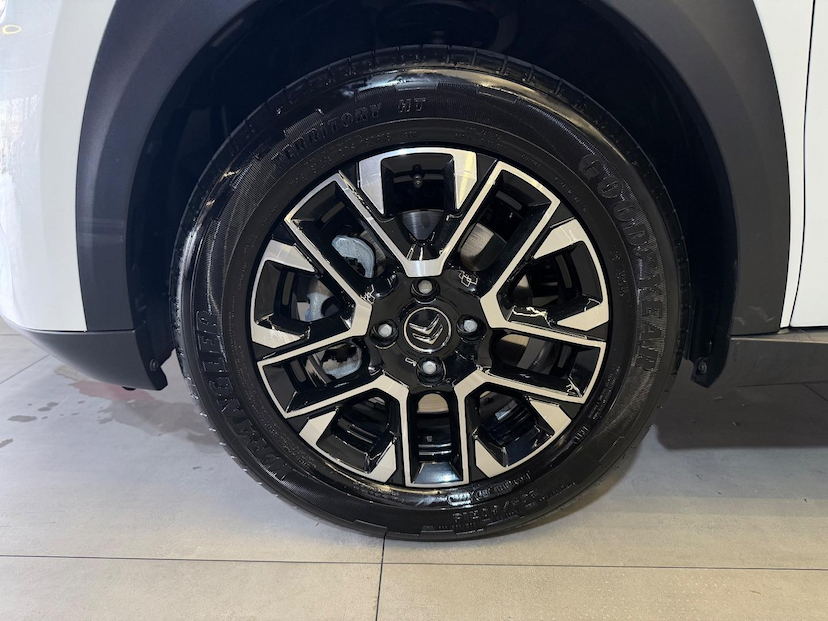 Foto do veículo CITROËN BASALT  SHINE 1.0 FLEX TB 200 5P AUT. 2025 21.287 KM 102.900,00