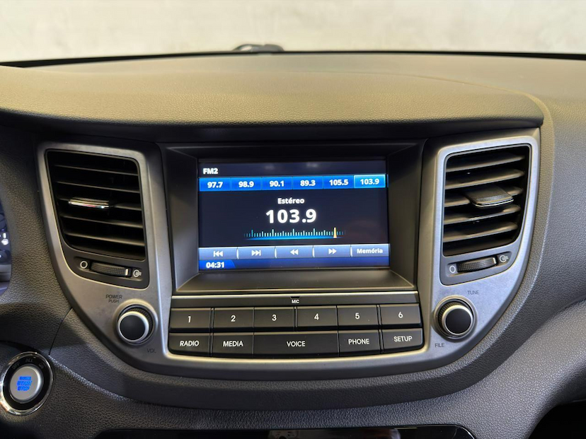 Foto do veículo HYUNDAI TUCSON  TURBO GLS 2018 118.195 KM 99.900,00