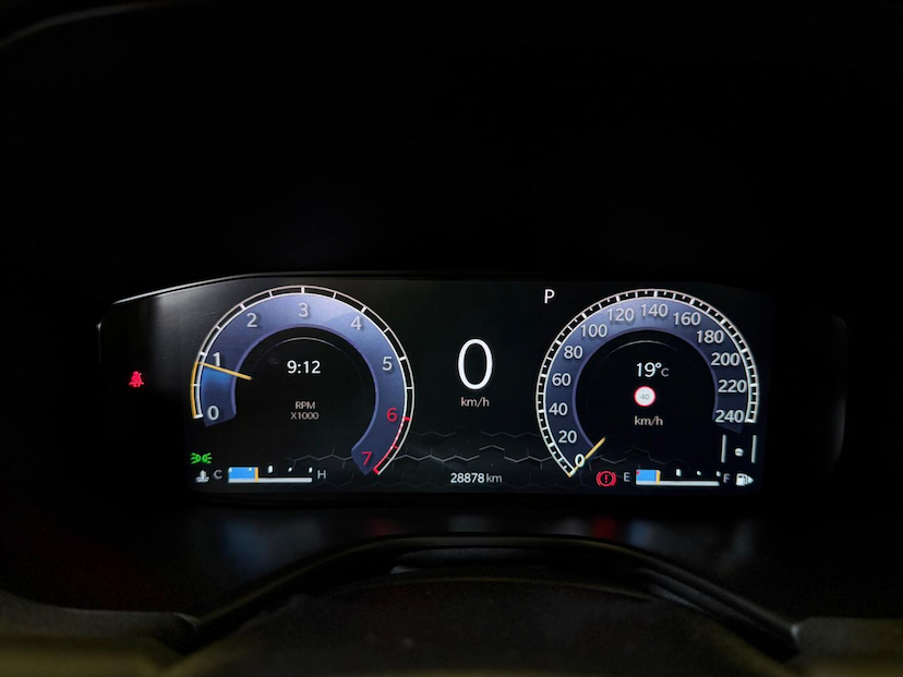 Foto do veículo JEEP COMMANDER  LIMITED T270 TURBO FLEX 2022 28.854 KM 159.900,00