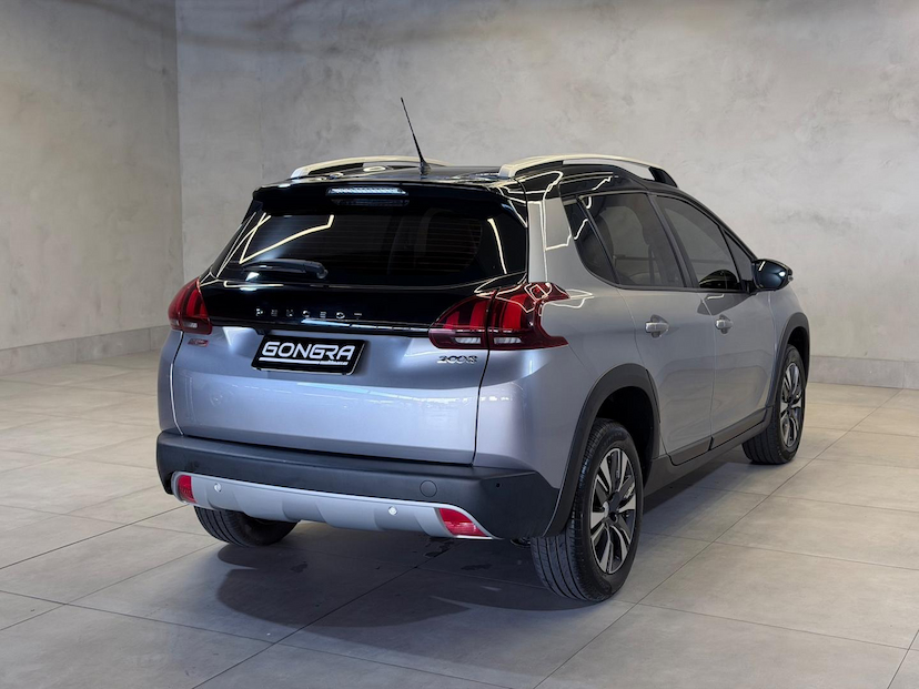 Foto do veículo PEUGEOT 2008  GRF THP AT 2023 23.410 KM 94.900,00