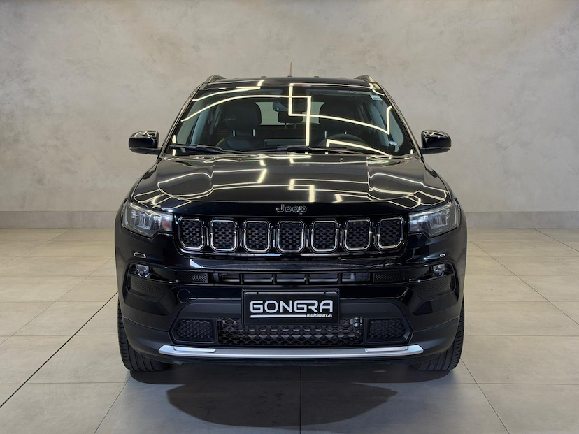 Foto do veículo JEEP COMPASS  LONG TF 2023 14.849 KM 135.900,00