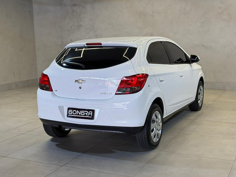 Foto do veículo CHEVROLET ONIX  1.4MT LT 2014 117.500 KM 50.900,00
