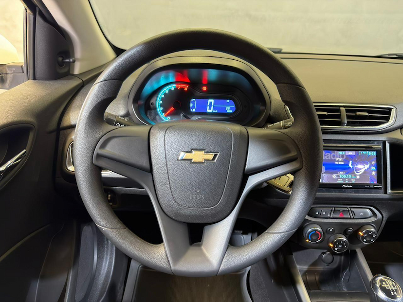 Foto do veículo CHEVROLET ONIX  1.4MT LT 2014 117.500 KM 50.900,00