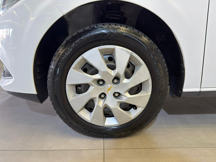 Foto do veículo CHEVROLET ONIX  1.4MT LT 2014 117.500 KM 50.900,00
