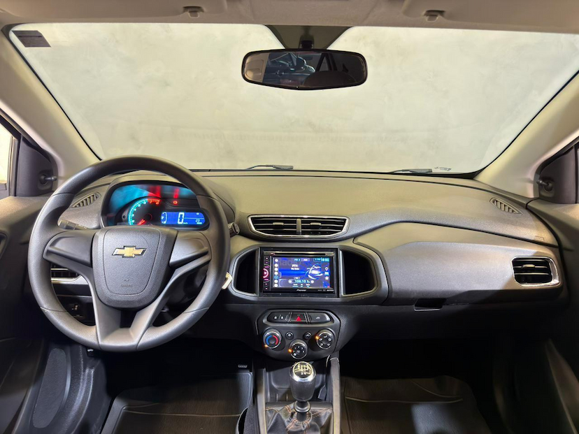 Foto do veículo CHEVROLET ONIX  1.4MT LT 2014 117.500 KM 50.900,00