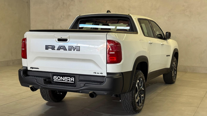 Foto do veículo RAM RAMPAGE  REBEL HURR 4 2.0 TB CD 4X4 AUT. 2025 3.935 KM 202.900,00