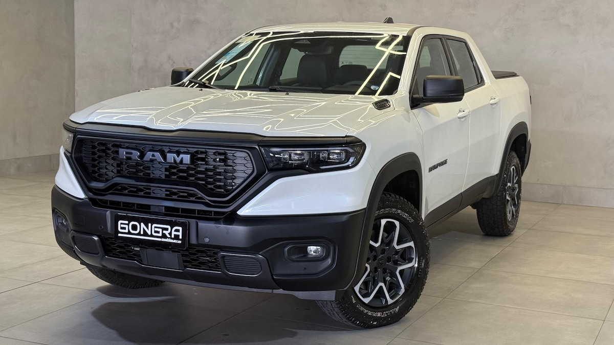 Foto do veículo RAM RAMPAGE  REBEL AT GAS 2024/2025 3.935 KM R$ 219.900,00