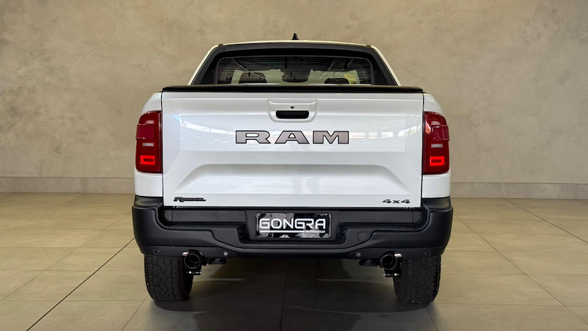 Foto do veículo RAM RAMPAGE  REBEL HURR 4 2.0 TB CD 4X4 AUT. 2025 3.935 KM 202.900,00