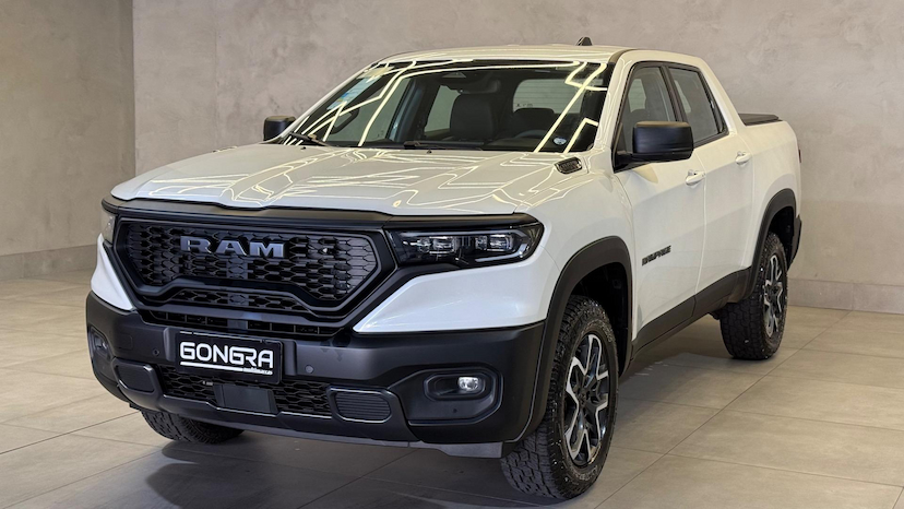 Foto do veículo RAM RAMPAGE  REBEL HURR 4 2.0 TB CD 4X4 AUT. 2025 3.935 KM 202.900,00