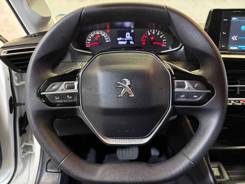 Foto do veículo PEUGEOT 208  ACTIVE AT 2022 30.600 KM 72.900,00