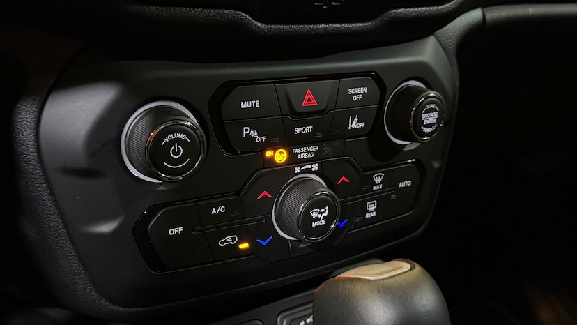 Foto do veículo JEEP RENEGADE  LGTD T270 2025 2.662 KM 132.900,00