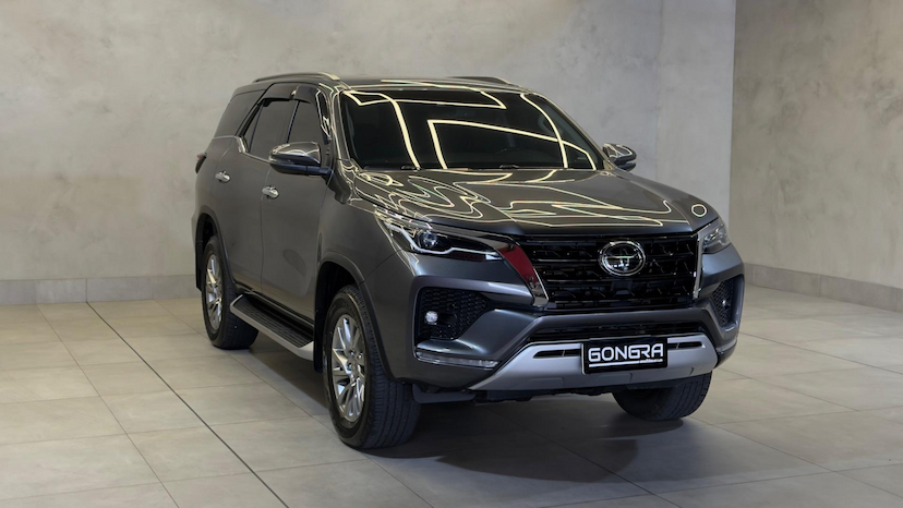 Foto do veículo TOYOTA HILUX  SW4 SRX 4X4 2.8 TDI 16V DIES. AUT. 2021 45.325 KM 294.900,00