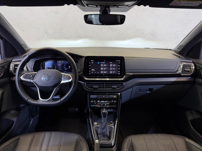 Foto do veículo VOLKSWAGEN T-CROSS T CROSS COMFORTLINE TSI AT 2025 11.600 KM 146.900,00