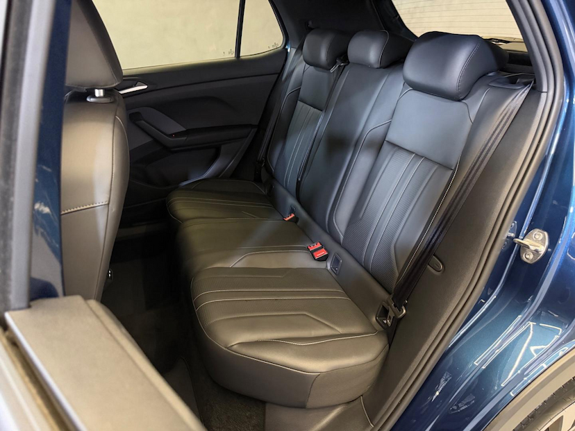 Foto do veículo VOLKSWAGEN T-CROSS T CROSS COMFORTLINE TSI AT 2025 11.600 KM 146.900,00