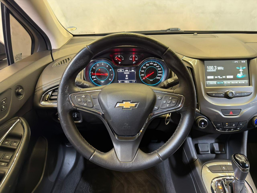 Foto do veículo CHEVROLET CRUZE CHEV  LT NB AT 2018 72.500 KM 82.900,00
