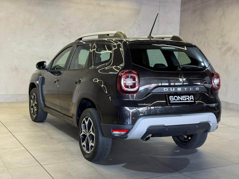 Foto do veículo RENAULT DUSTER  ICO16 CVT 2021 63.645 KM 89.900,00
