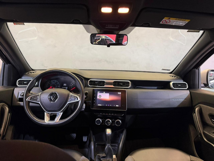 Foto do veículo RENAULT DUSTER  ICO16 CVT 2021 63.645 KM 89.900,00