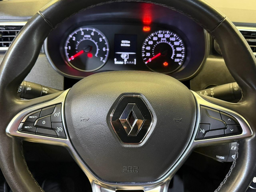 Foto do veículo RENAULT DUSTER  ICO16 CVT 2021 63.645 KM 89.900,00