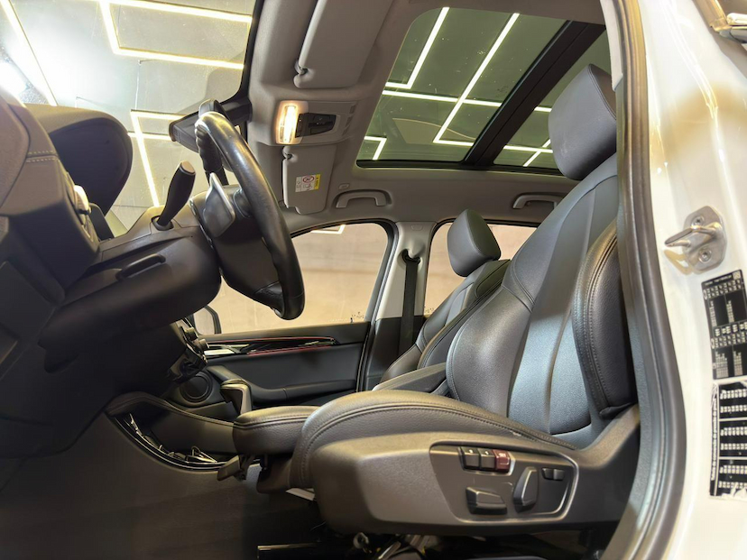 Foto do veículo BMW X1  S20I ACTIVEFLEX 2020 28.750 KM 164.900,00