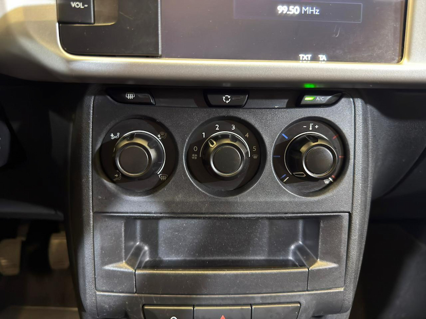 Foto do veículo CITROËN AIRCROSS  M LIVE 2017 89.400 KM 52.900,00