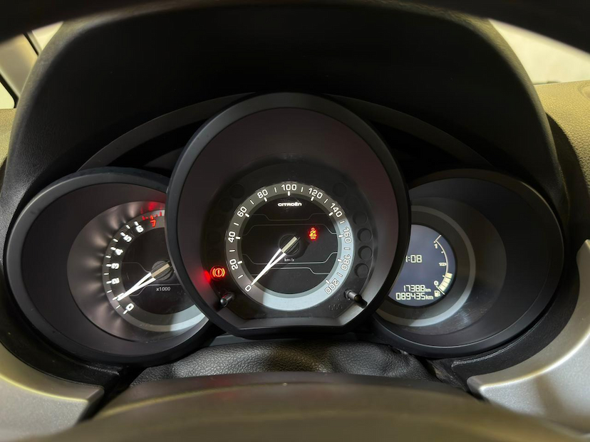 Foto do veículo CITROËN AIRCROSS  M LIVE 2017 89.400 KM 52.900,00