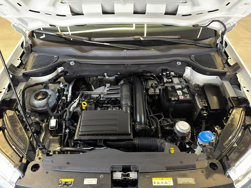 Foto do veículo VOLKSWAGEN TAOS  HL TSI 2022 90.000 KM 134.900,00