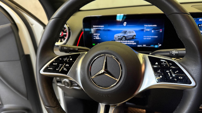 Foto do veículo MERCEDES-BENZ GLB 220  4M PROGRESSIVE 2.0 TB AUT. HIBRIDO 2025 11.880 KM 314.900,00