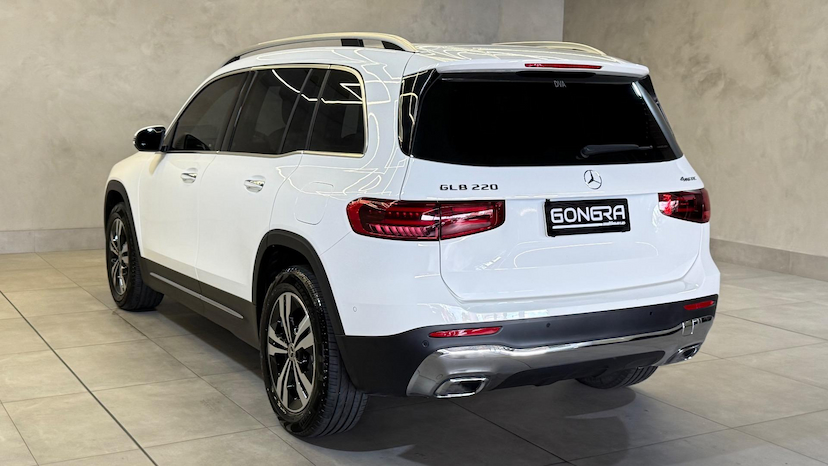Foto do veículo MERCEDES-BENZ GLB 220  4M PROGRESSIVE 2.0 TB AUT. HIBRIDO 2025 11.880 KM 314.900,00