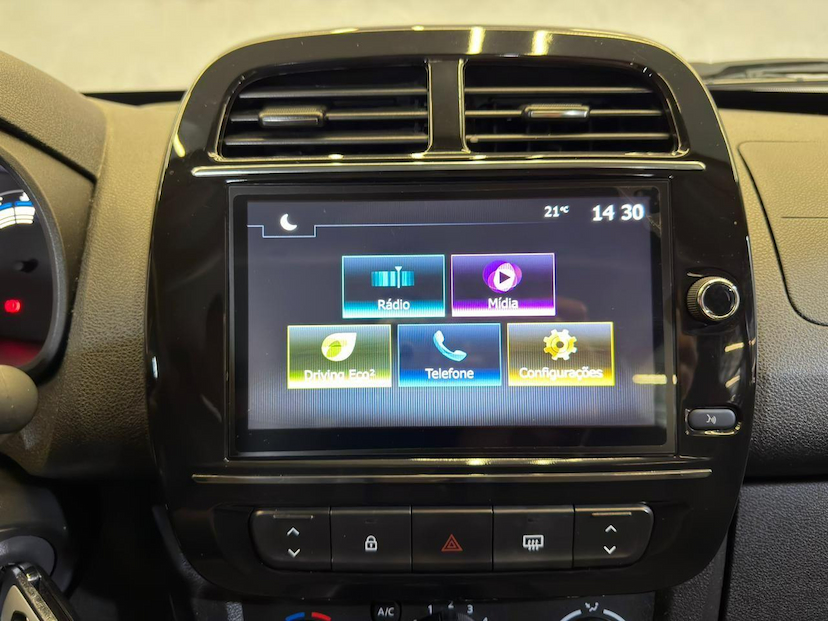 Foto do veículo RENAULT KWID  INTENS 2 2023 14.800 KM 55.900,00