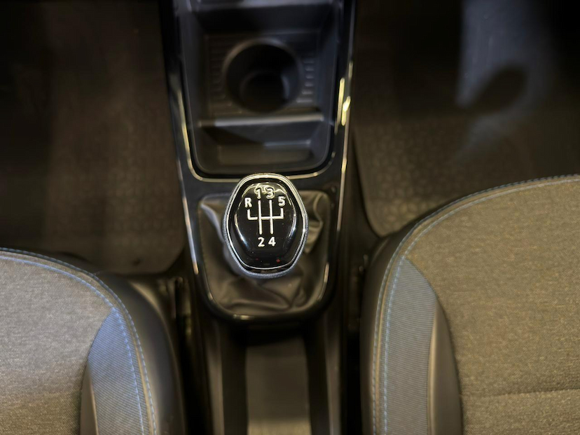 Foto do veículo RENAULT KWID  INTENS 2 2023 14.800 KM 55.900,00