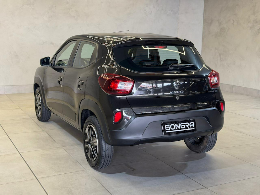 Foto do veículo RENAULT KWID  INTENS 2 2023 14.800 KM 55.900,00