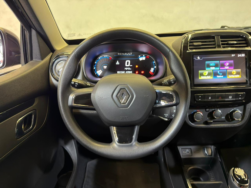 Foto do veículo RENAULT KWID  INTENS 2 2023 14.800 KM 55.900,00