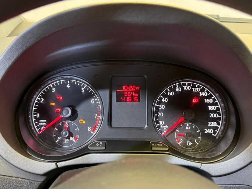 Foto do veículo VOLKSWAGEN FOX  1.6 GII 2014 41.355 KM 48.900,00