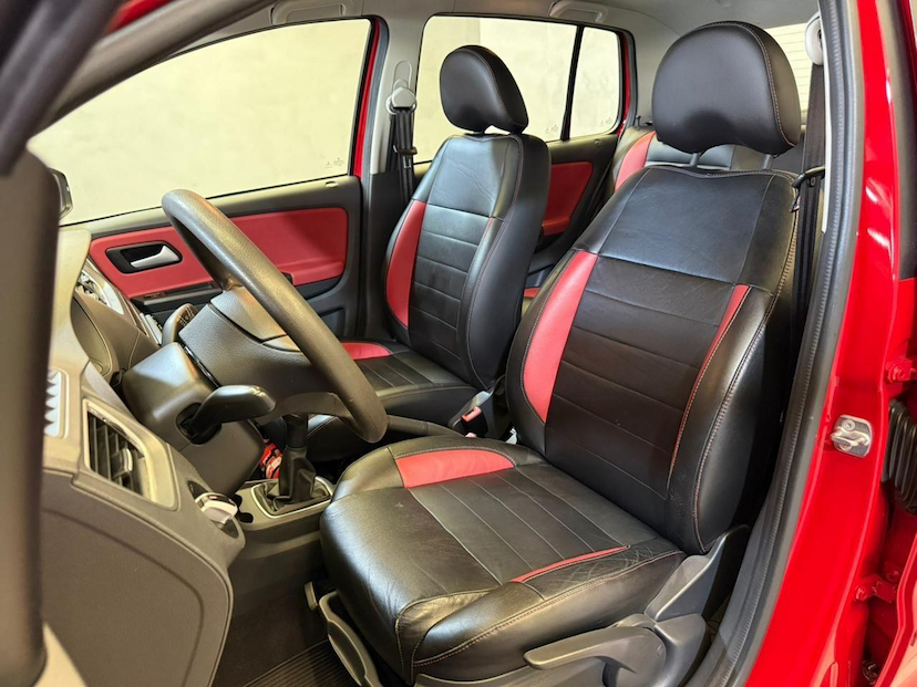 Foto do veículo VOLKSWAGEN FOX  1.6 GII 2014 41.355 KM 48.900,00
