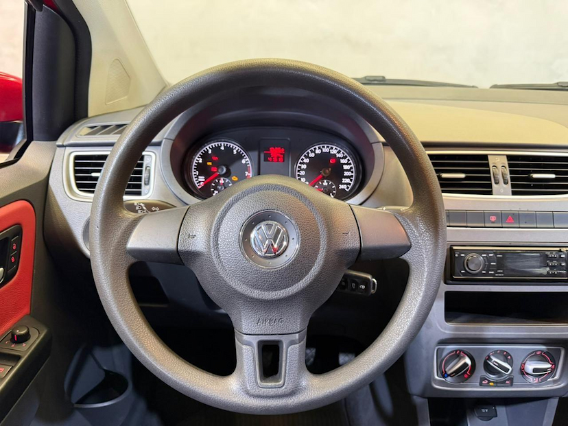 Foto do veículo VOLKSWAGEN FOX  1.6 GII 2014 41.355 KM 48.900,00