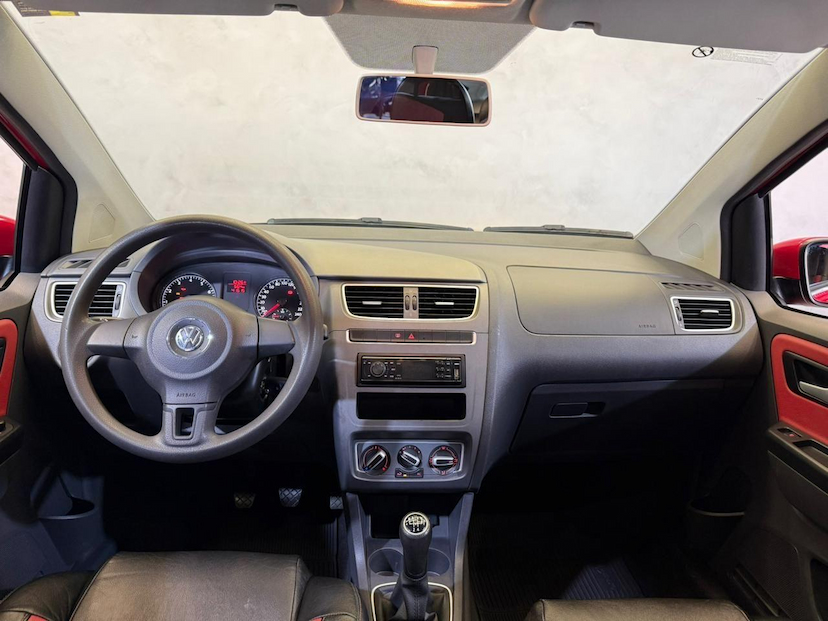 Foto do veículo VOLKSWAGEN FOX  1.6 GII 2014 41.355 KM 48.900,00