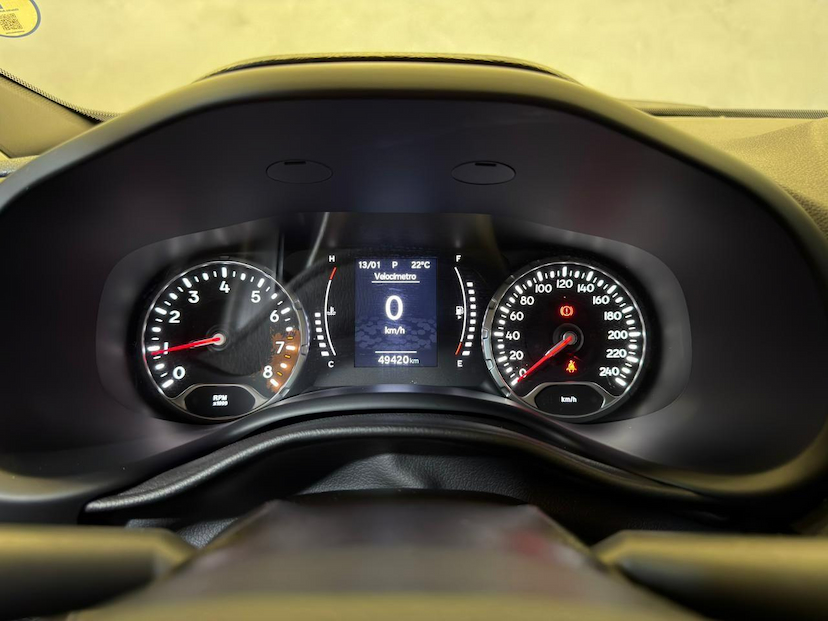 Foto do veículo JEEP RENEGADE  SPORT AT 2021 49.800 KM 82.900,00