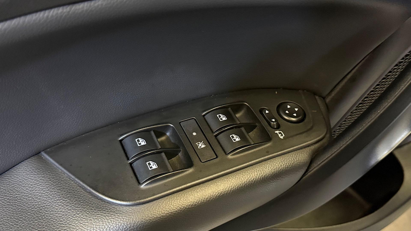 Foto do veículo FIAT ARGO  TREKKING 1.3 2022 34.611 KM 75.900,00