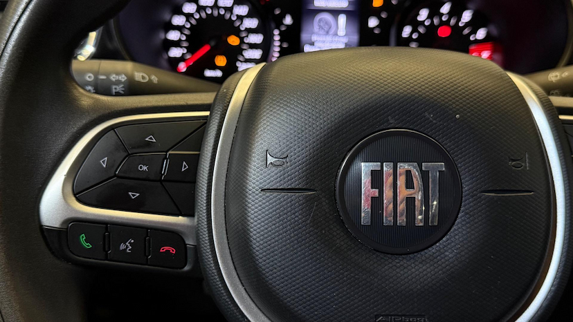 Foto do veículo FIAT ARGO  TREKKING 1.3 2022 34.611 KM 75.900,00