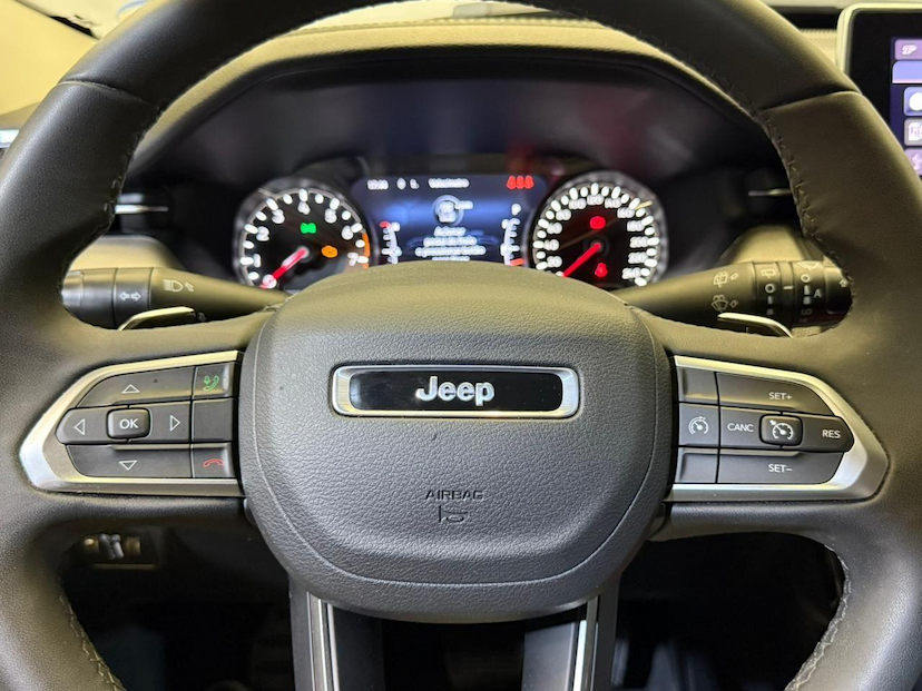Foto do veículo JEEP COMPASS  LONGITUDE TF 2022 35.241 KM 125.900,00